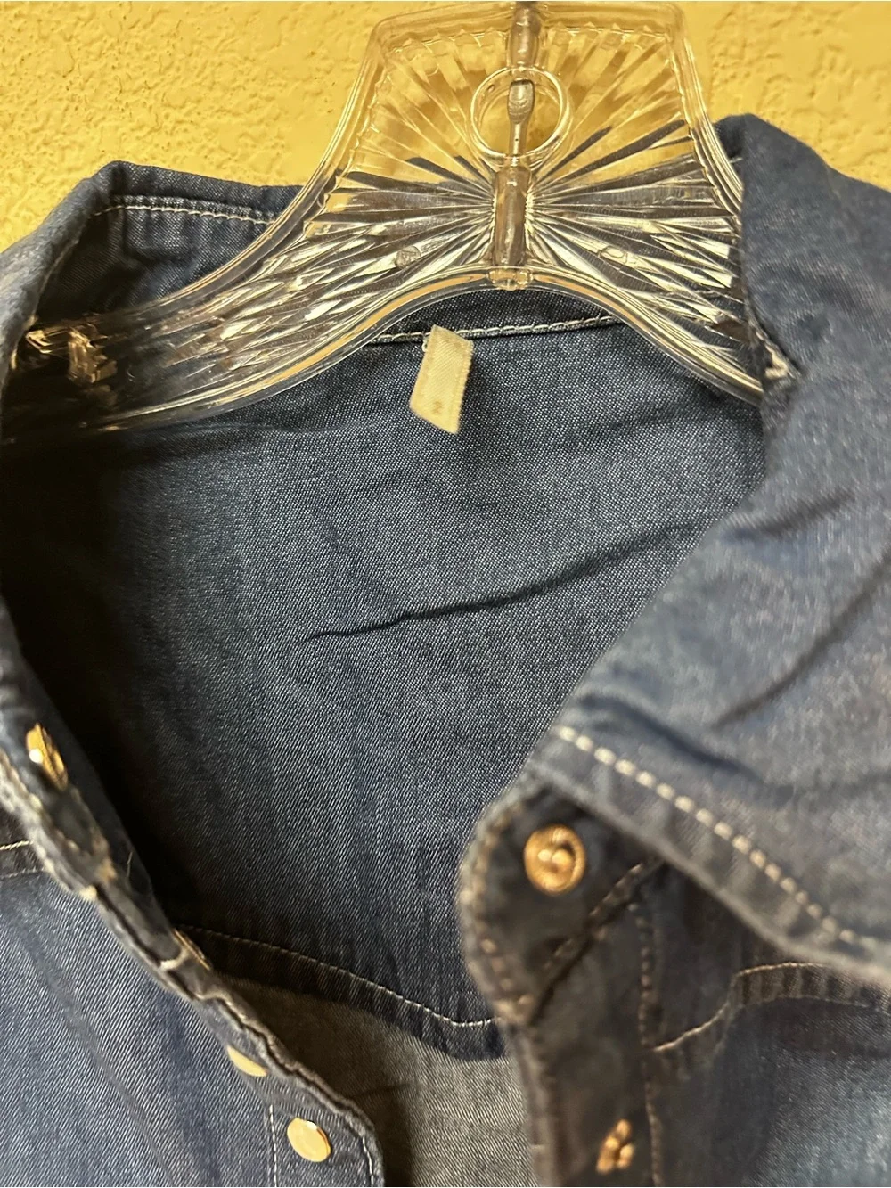 Free People Dark Blue Denim Pearl snap Button-Up Shirt Jacket size s - Picture 3 of 4